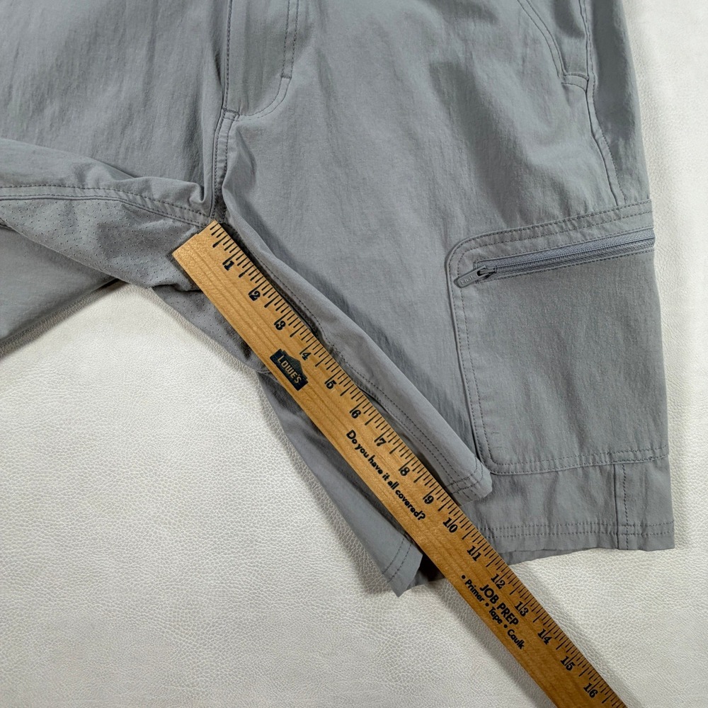 Huk Waypoint Mens Large Fishing Cargo Shorts Gray Recycled Blend Stretch Size 36 - Picture 7 of 14